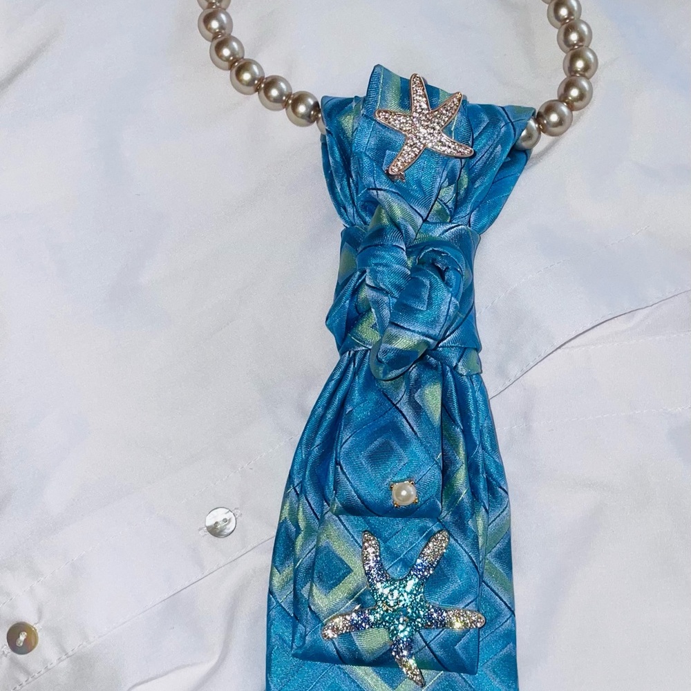 Blue Starfish Pearl Necklace